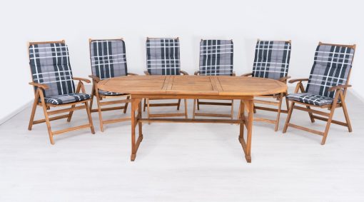 Ovális kerti asztal karfás székekkel M215 párnákkal